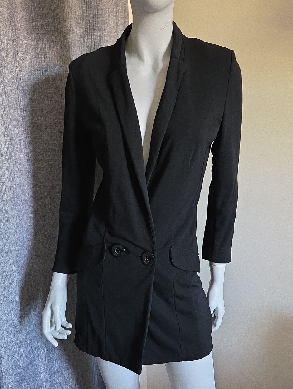 Cartonnier By Anthropologie Long Black Fitted Jersey Blazer